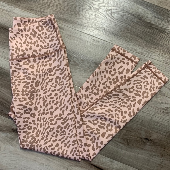 NWOT Tan+Lines leggings - Picture 3 of 4